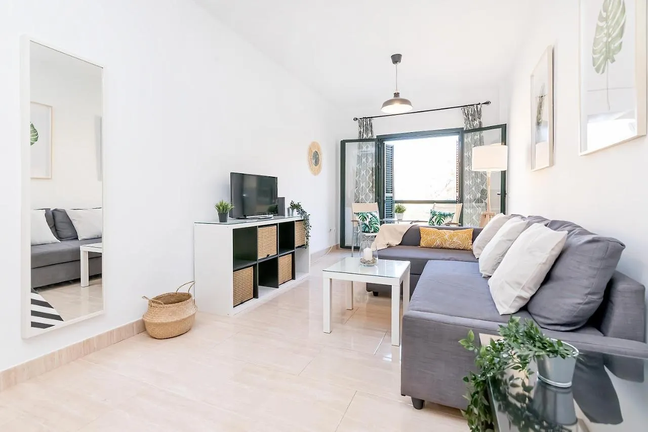 Ollerias Historic Center Apartment Malaga